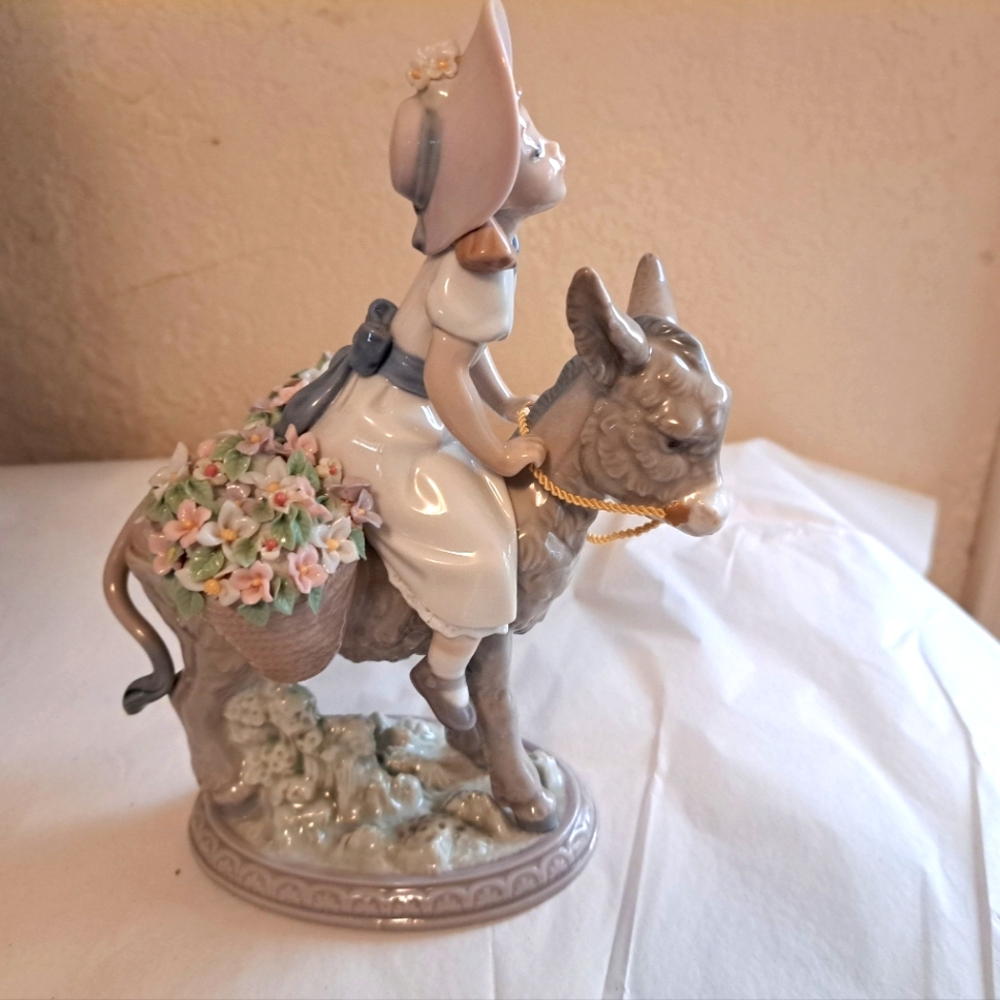 Rare vintage 1988 Lladro Look At Me girl on donkey 5465  original box